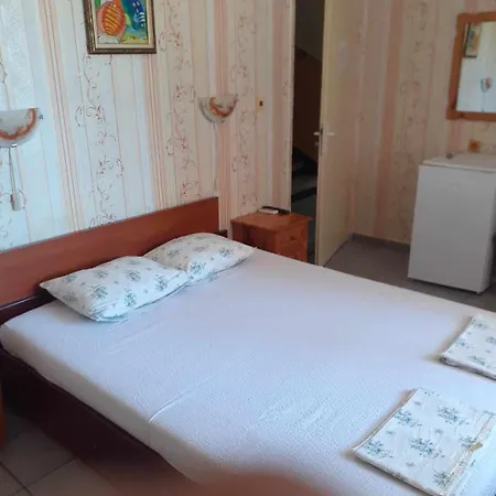 дом колеви 3*